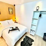 Chic Oasis In Lägenhet